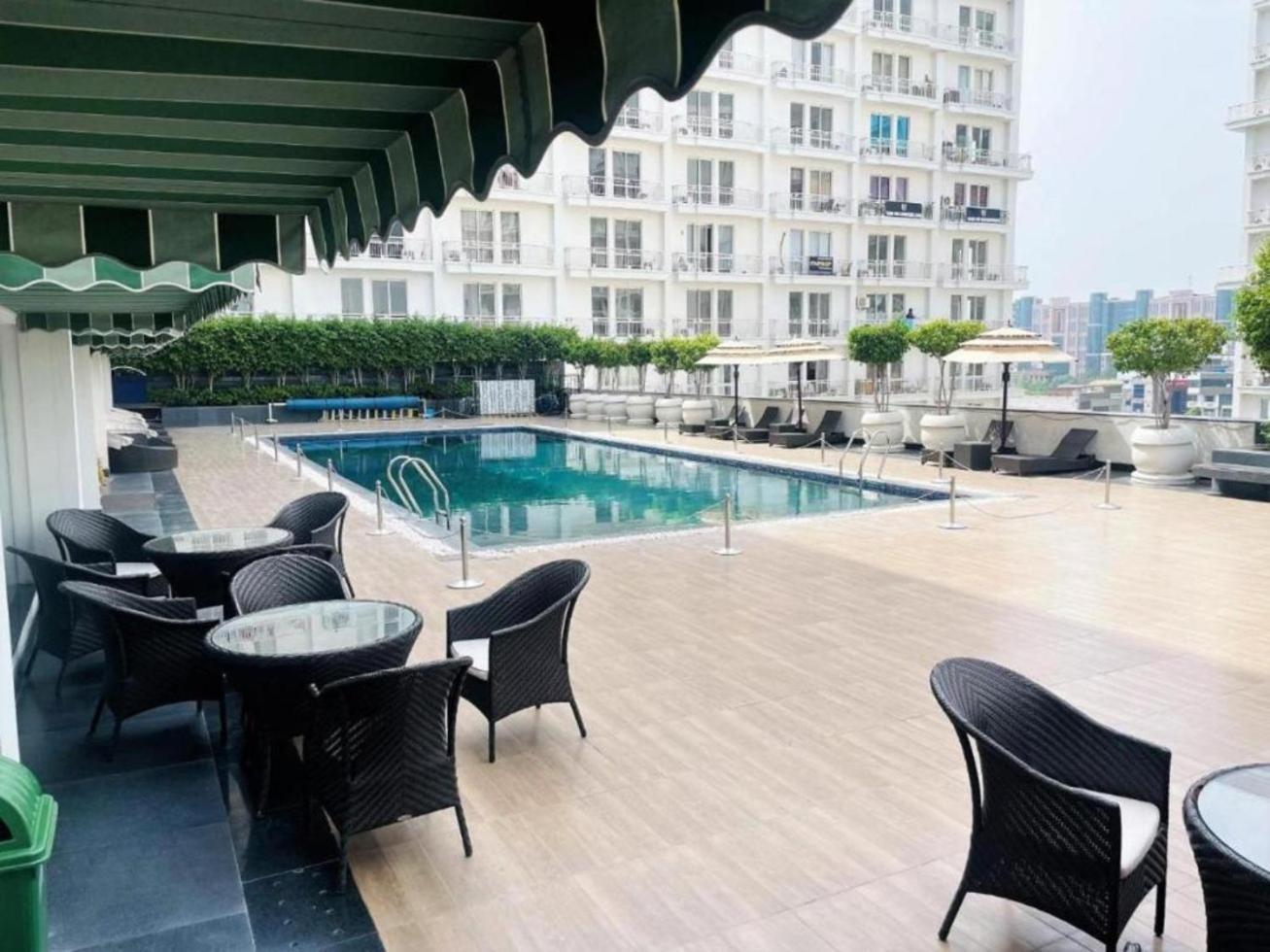 The Grace Residency - Gomtinagar, Lucknow Aparthotel Bagian luar foto