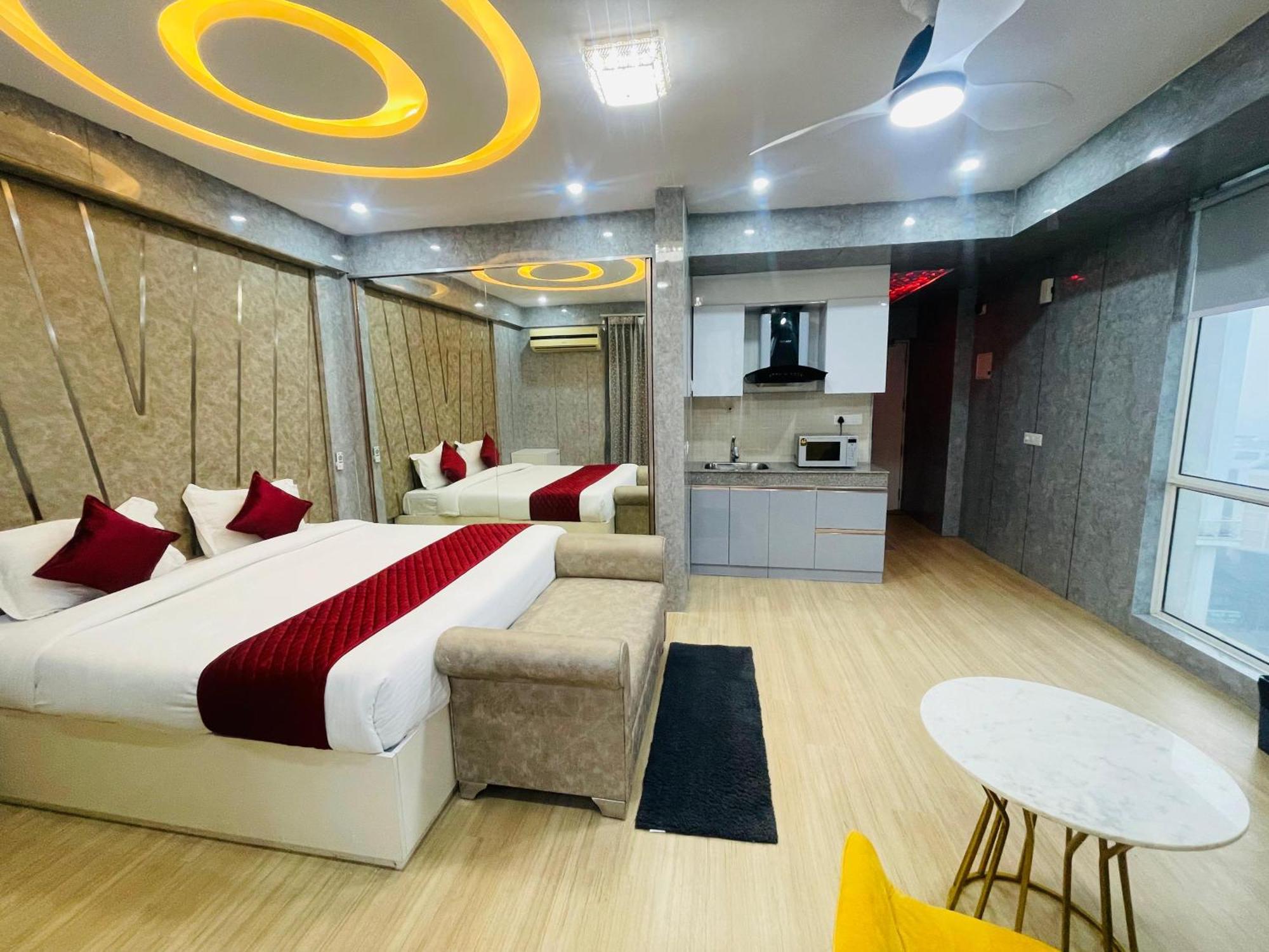 The Grace Residency - Gomtinagar, Lucknow Aparthotel Bagian luar foto