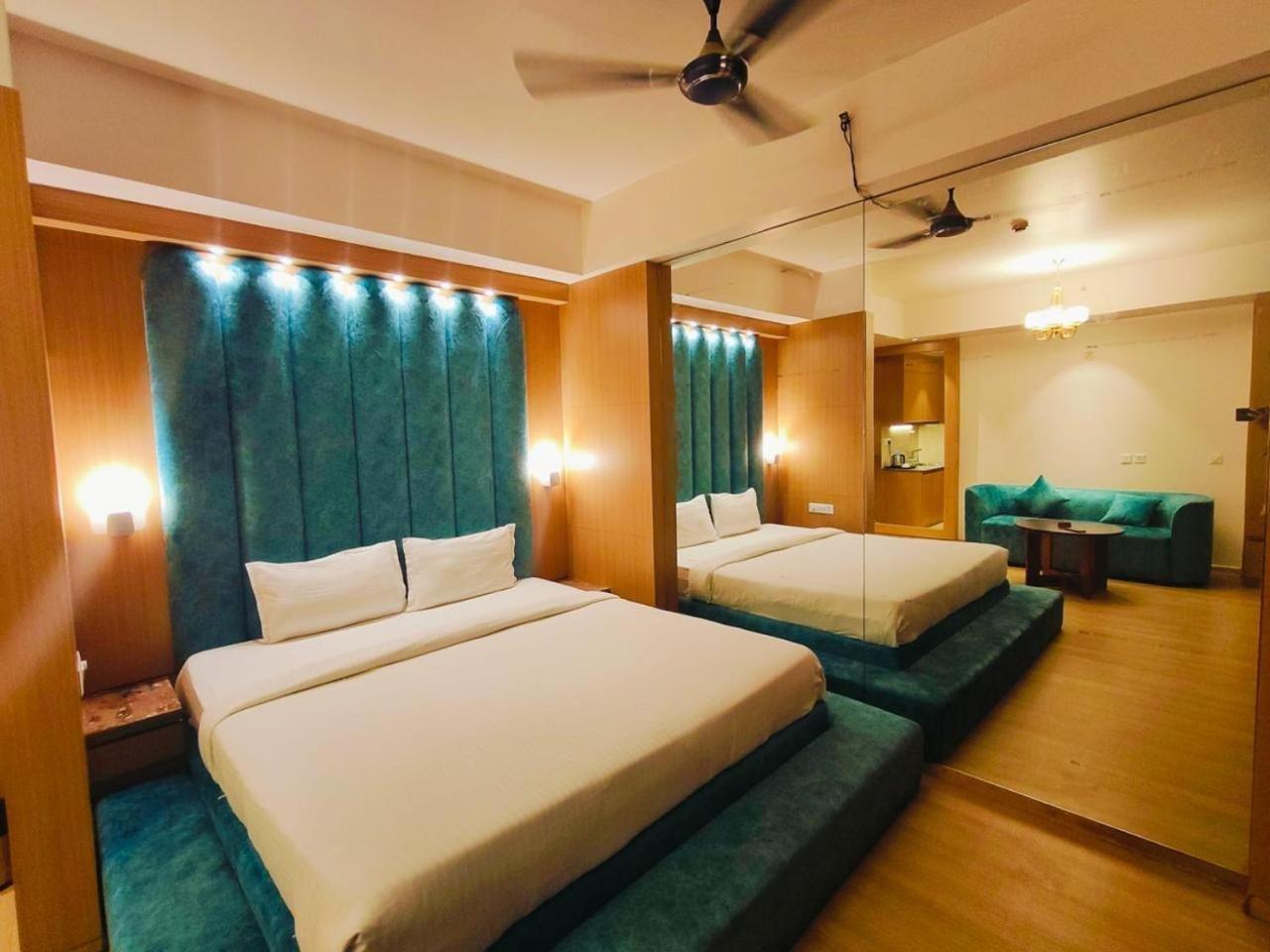 The Grace Residency - Gomtinagar, Lucknow Aparthotel Bagian luar foto