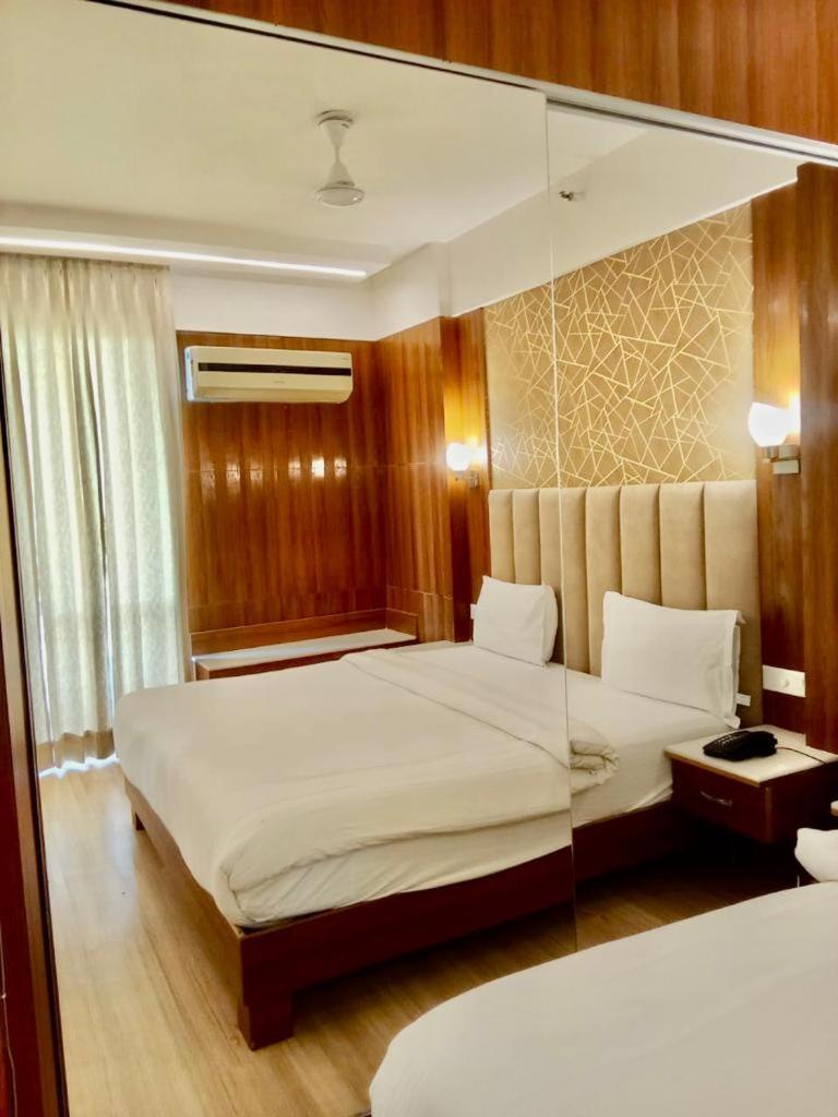 The Grace Residency - Gomtinagar, Lucknow Aparthotel Bagian luar foto