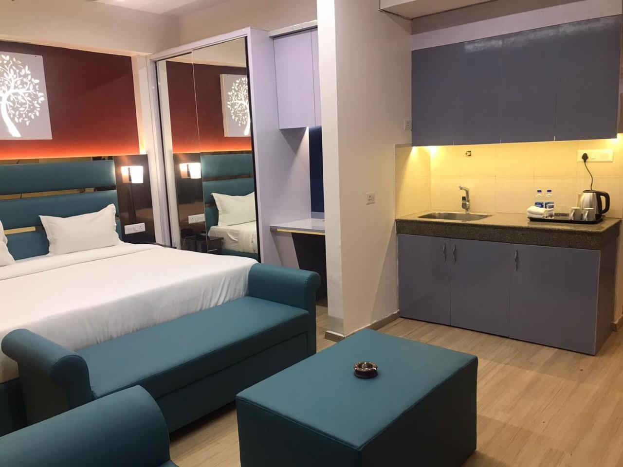 The Grace Residency - Gomtinagar, Lucknow Aparthotel Bagian luar foto