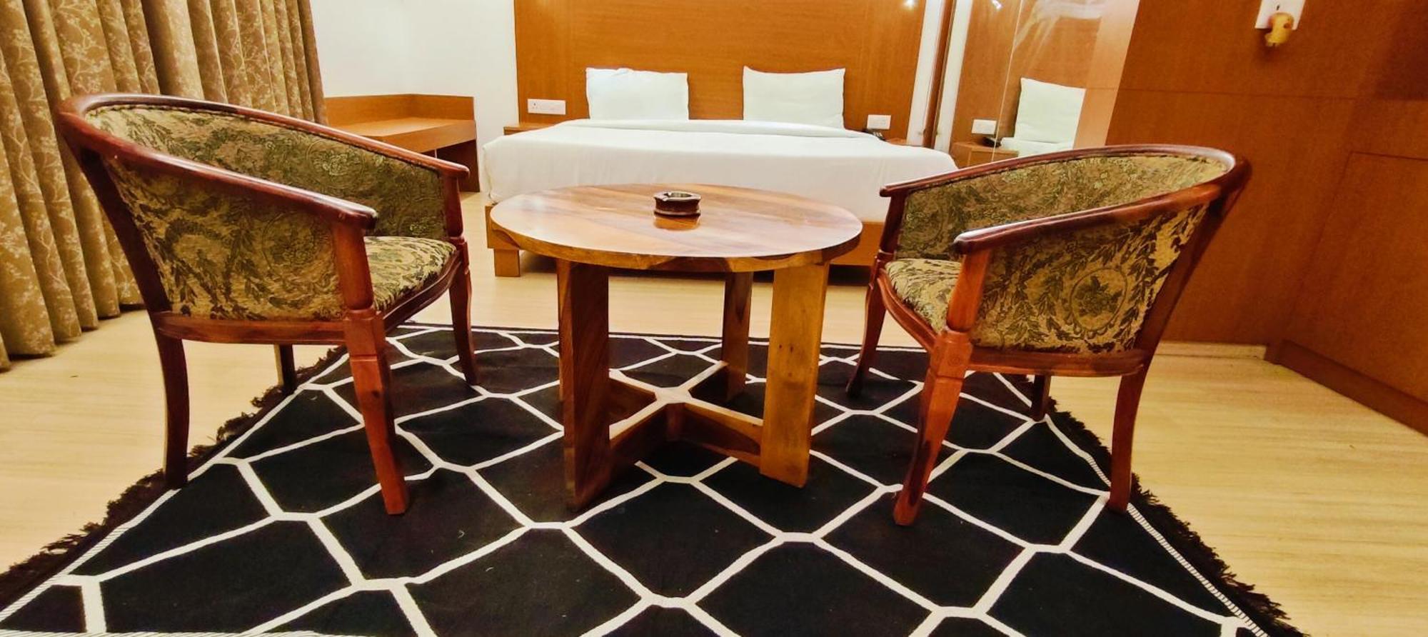 The Grace Residency - Gomtinagar, Lucknow Aparthotel Bagian luar foto
